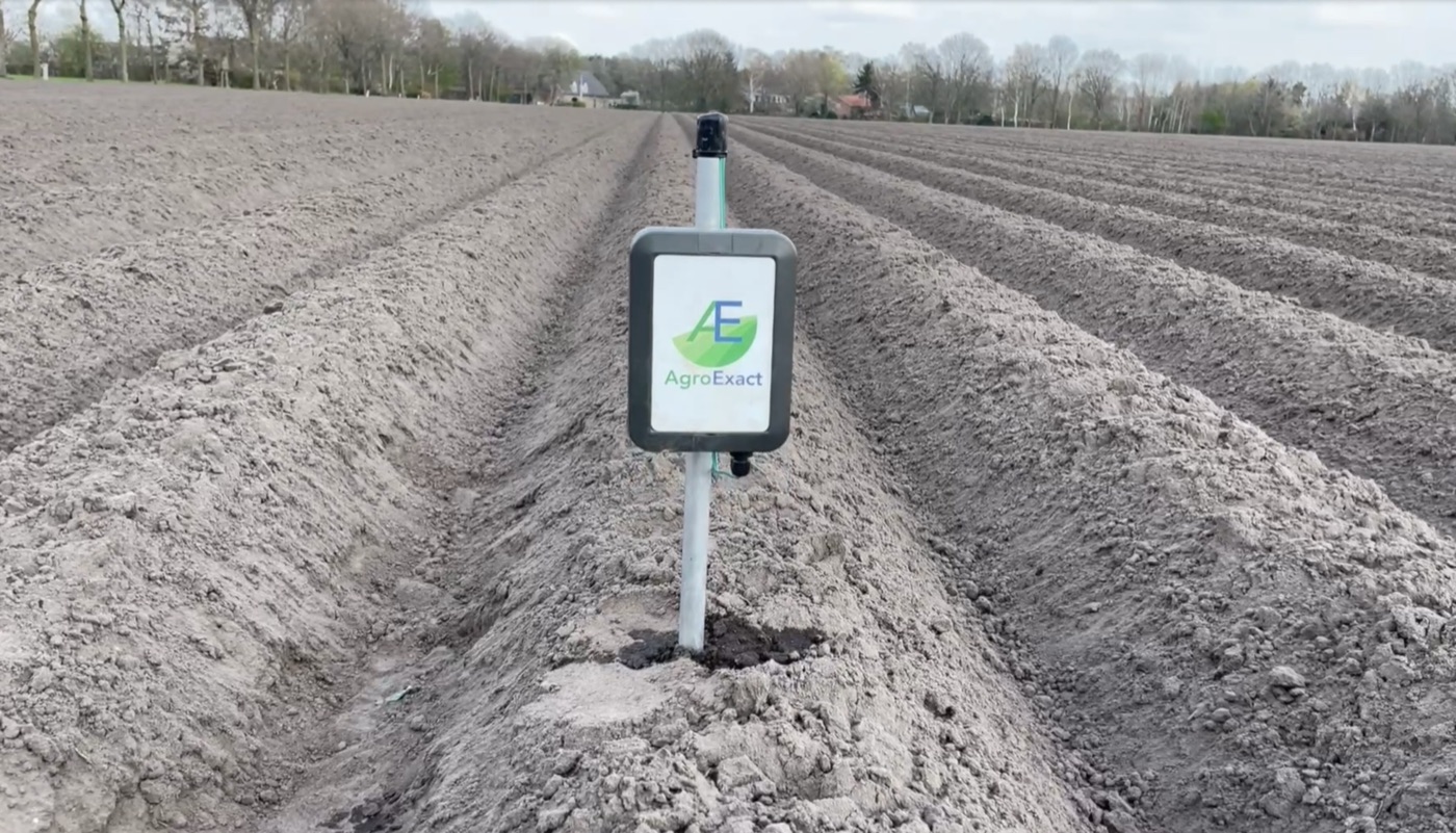 Bodemvochtsensor in het perceel